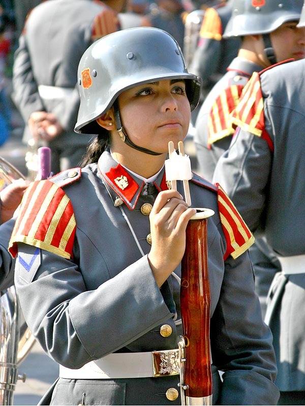 military_woman_chile_army_000015.jpg