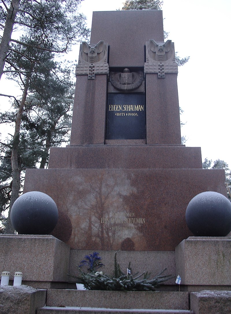 800px-Grave_of_Eugen_Schauman.jpg