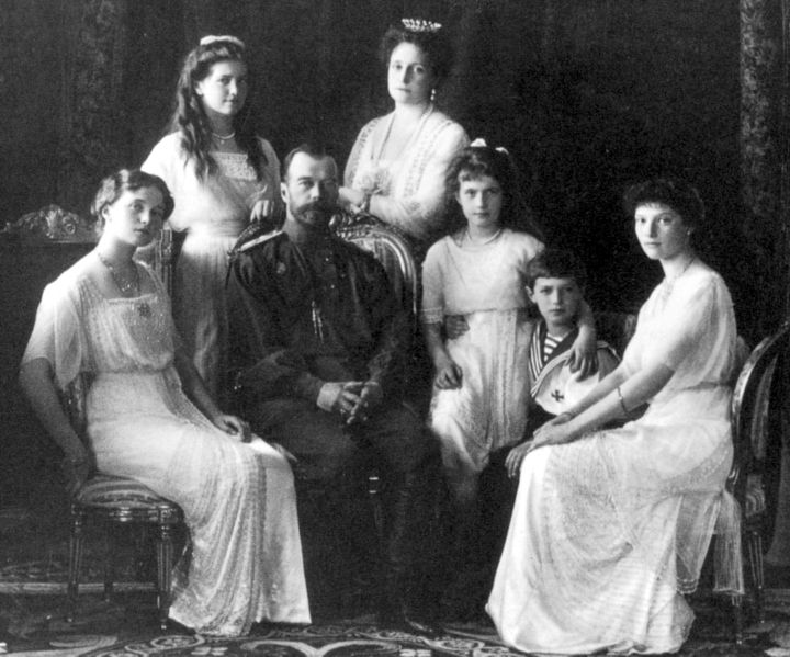 Russian_Royal_Family_1911.jpg