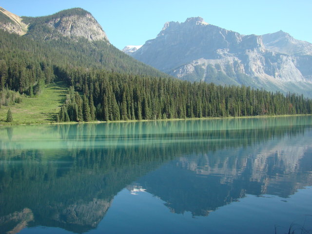 Emerald Lake.jpg